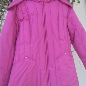 Used in perfect condition womens purple ski jacket